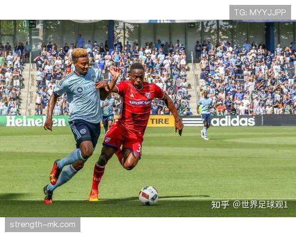 利兹联新帅战术革新引关注，攻势足球理念能否激活全队潜能