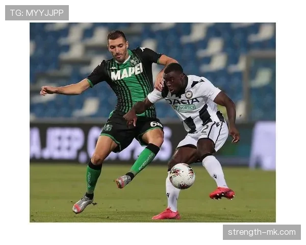 乌迪内斯独特进攻套路显成效，状态回暖成焦点